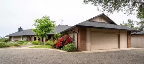 15692 Ranchland Dr, Redding, CA 96001 photo 2