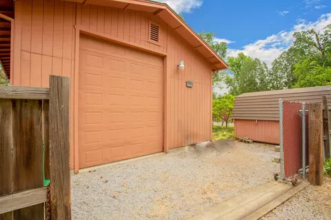 3520 Ebby Ln, Anderson, CA 96007 photo 3