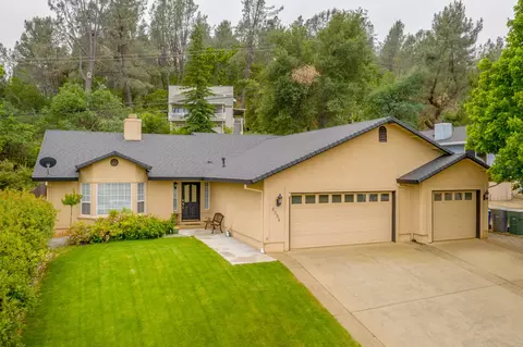 4954 Tralee Ln, Redding, CA 96001 photo 1