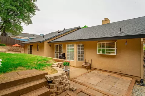 4954 Tralee Ln, Redding, CA 96001 photo 17