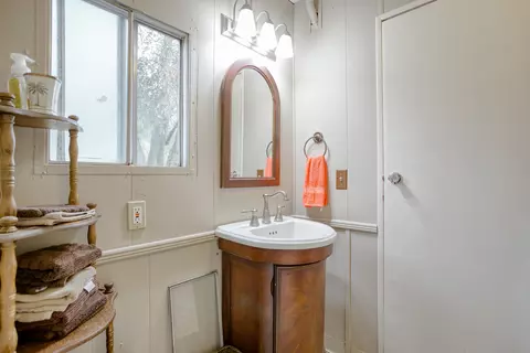 20019 Sylvia Ln, Redding, CA 96002 photo 19