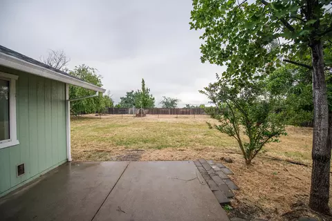 1062 Partridge Dr, Redding, CA 96003 photo 21