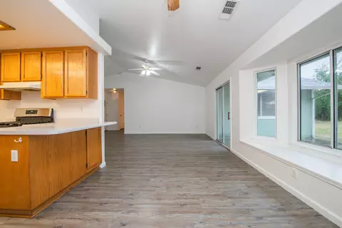 1062 Partridge Dr, Redding, CA 96003 photo 10