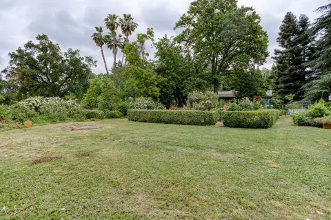 2880 Sacramento Dr, Redding, CA 96001 photo 21
