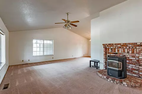 22399 Mirror Valley Ln, Redding, CA 96003 photo 10