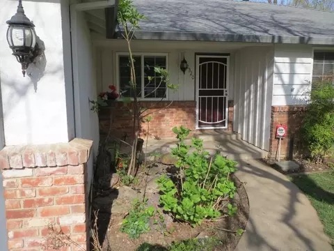 2320 Canal Dr, Redding, CA 96001 photo 3