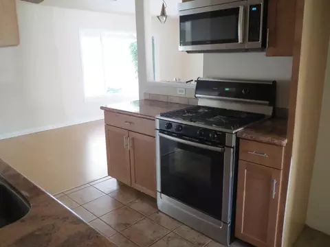 2320 Canal Dr, Redding, CA 96001 photo 10