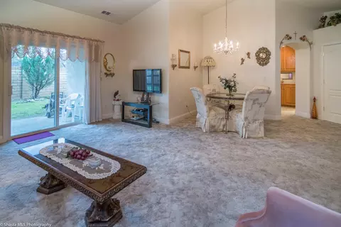 623 Yolla Bolly Trl, Redding, CA 96002 photo 4