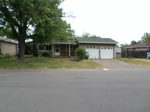 2929 Regal Ave, Redding, CA 96002 photo 3