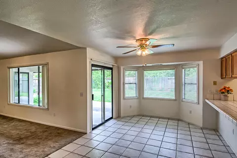 2166 Sageway Dr, Redding, CA 96003 photo 9