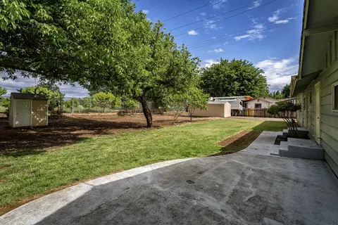 7701 Thistle Ln, Redding, CA 96002 photo 23