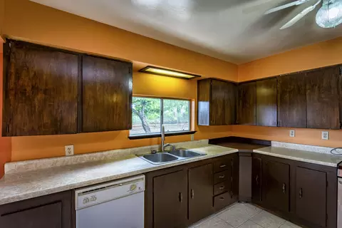 7701 Thistle Ln, Redding, CA 96002 photo 9