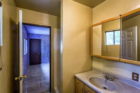 7701 Thistle Ln, Redding, CA 96002 photo 20