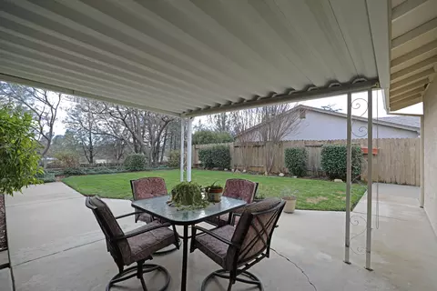 2171 Osprey Ln, Redding, CA 96003 photo 11