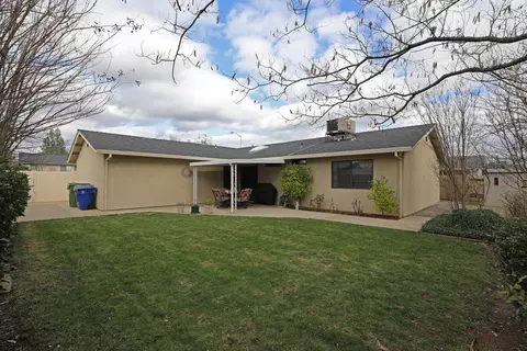 2171 Osprey Ln, Redding, CA 96003 photo 12