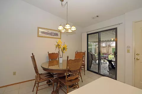 2171 Osprey Ln, Redding, CA 96003 photo 5