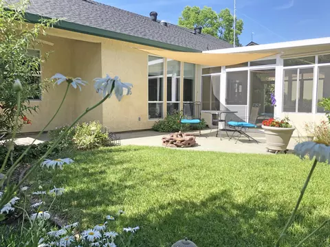 2161 Cadjew St, Redding, CA 96003 photo 5