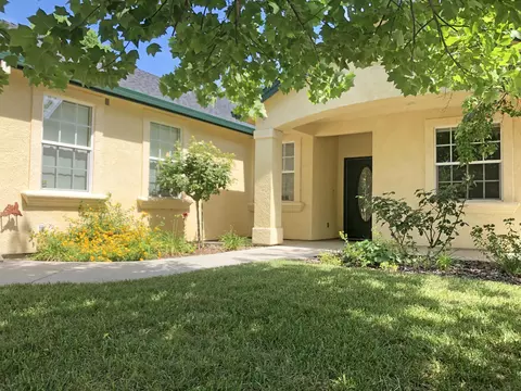 2161 Cadjew St, Redding, CA 96003 photo 3