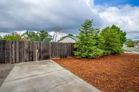 3505 Sunglow Dr, Redding, CA 96001 photo 19