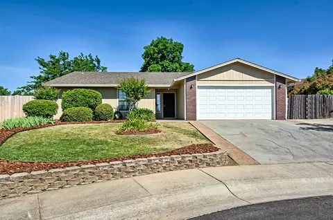 823 Wingsetter Ct, Redding, CA 96003 photo 1