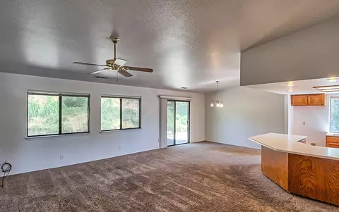 823 Wingsetter Ct, Redding, CA 96003 photo 3