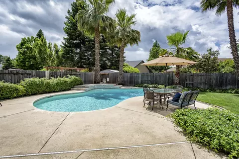 1644 Spanish Bay Dr, Redding, CA 96003 photo 22