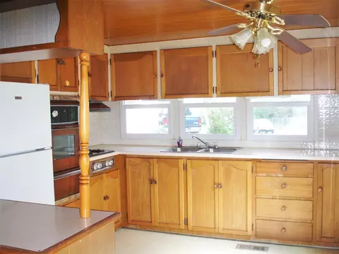 481 Twin View Blvd Sp #15, Redding, CA 96003 photo 3