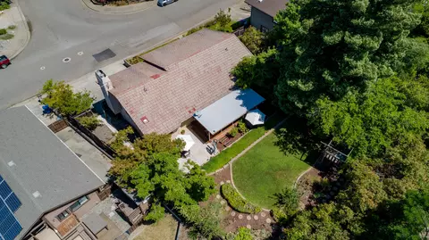 2989 Monte Bello Dr, Redding, CA 96001 photo 4