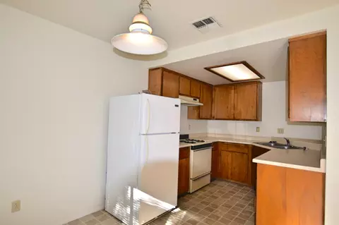 2057 Butte St, Redding, CA 96001 photo 6