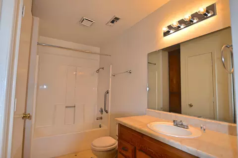 2057 Butte St, Redding, CA 96001 photo 7
