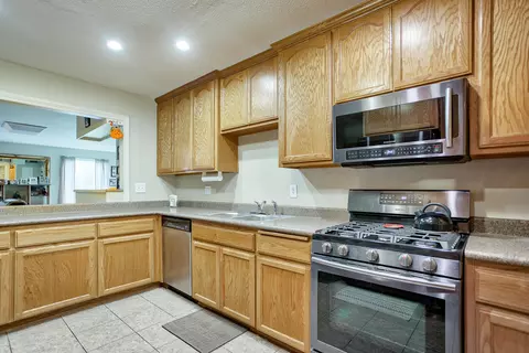 1434 Hemlock Ave, Anderson, CA 96007 photo 4