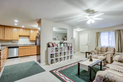 1434 Hemlock Ave, Anderson, CA 96007 photo 3