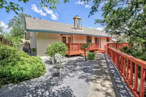 3861 Appalachian Way, Redding, CA 96001 photo 4