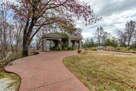 15839 Old Stage Coach Rd, Redding, CA 96001 photo 2