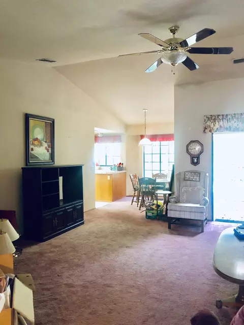 1767 Soda Springs Cir, Redding, CA 96002 photo 3