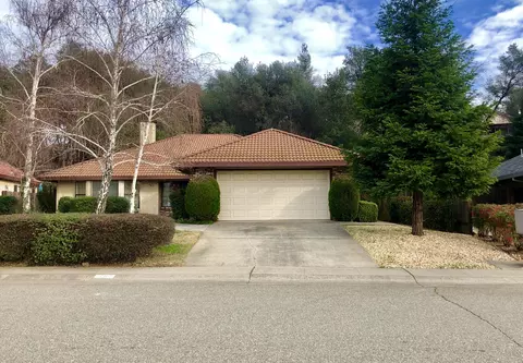 1767 Soda Springs Cir, Redding, CA 96002 photo 1