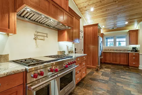 10924 Beaver Rd, Oak Run, CA 96069 photo 17
