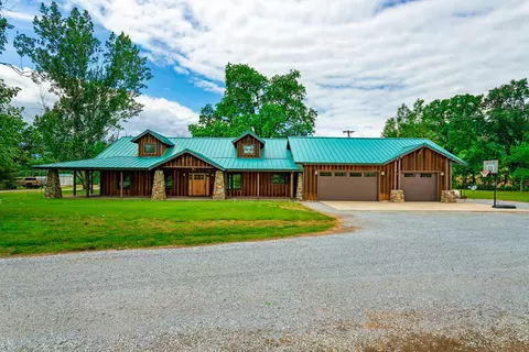 10924 Beaver Rd, Oak Run, CA 96069 photo 3