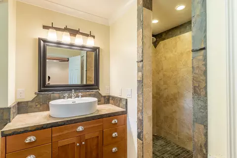 10924 Beaver Rd, Oak Run, CA 96069 photo 23