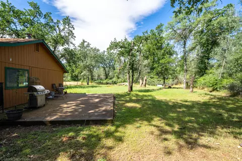 11502 Hawley Rd, Redding, CA 96003 photo 9