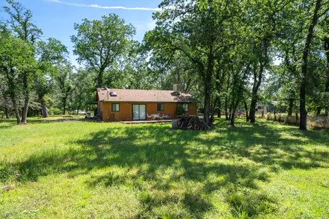 11502 Hawley Rd, Redding, CA 96003 photo 5