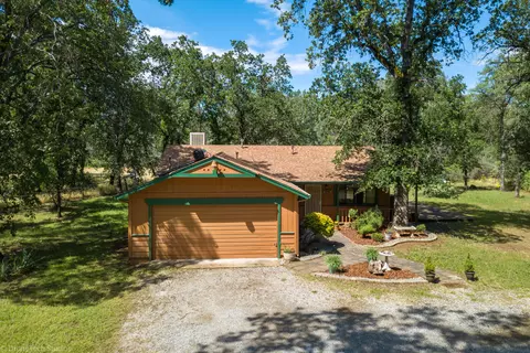11502 Hawley Rd, Redding, CA 96003 photo 3