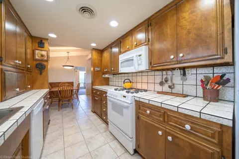 1521 Ridge Dr, Redding, CA 96001 photo 9