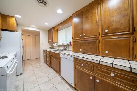1521 Ridge Dr, Redding, CA 96001 photo 7