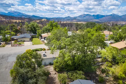 1521 Ridge Dr, Redding, CA 96001 photo 44