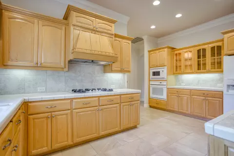 2663 La Rinconada Pl, Redding, CA 96002 photo 18