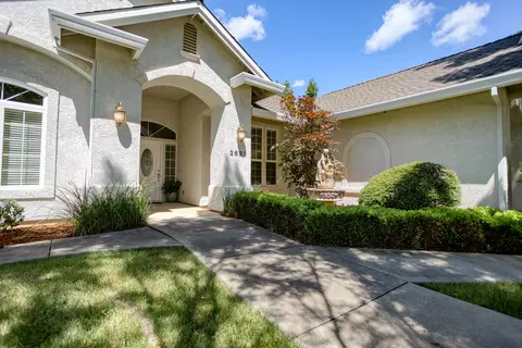 2663 La Rinconada Pl, Redding, CA 96002 photo 5