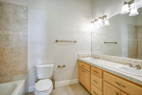 2663 La Rinconada Pl, Redding, CA 96002 photo 32