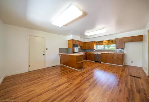 1703 Ridge Dr, Redding, CA 96001 photo 13