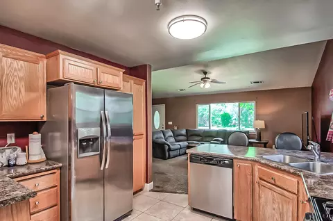 12385 Lake Blvd, Redding, CA 96003 photo 11
